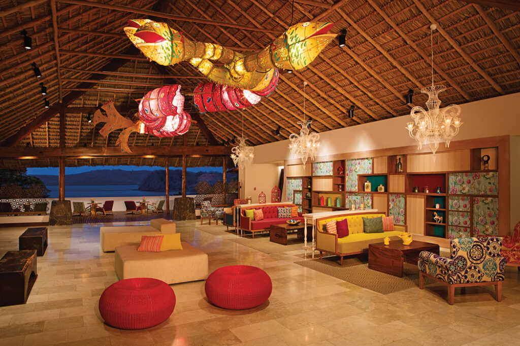 Costa Rica_Nicoya Peninsula_Secrets Papagayo lobby