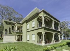 Casa Conde Beach Front