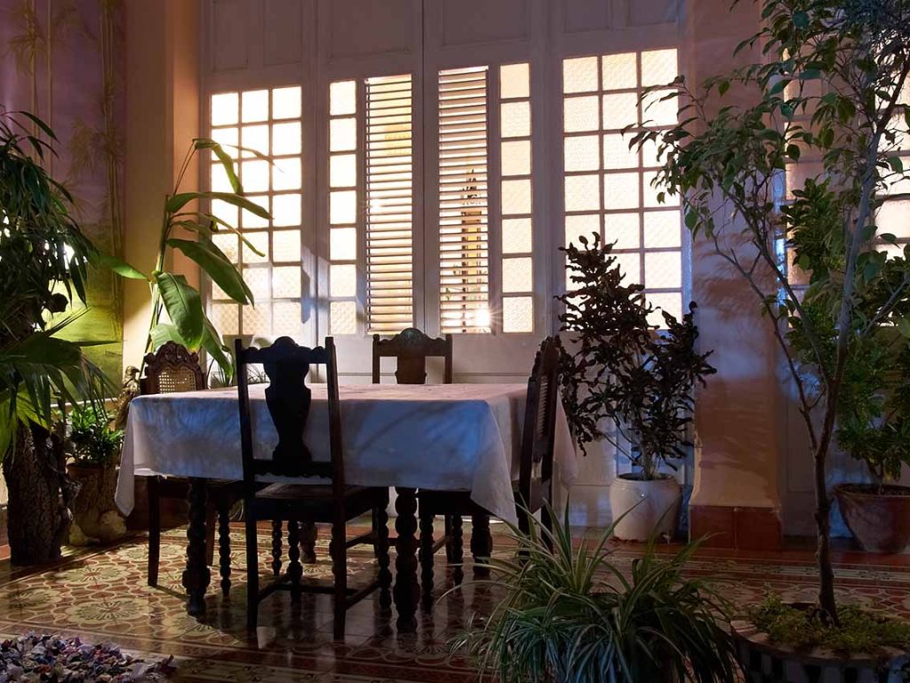 Casas Particulares