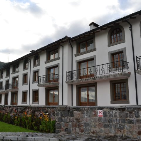 ECU_Cotopaxi_FincaHotelCotopaxiPungo_JS_staff (1) Finca Hotel Cotopaxi Pungo
