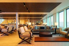 Explorer Lounge, Silver Origin