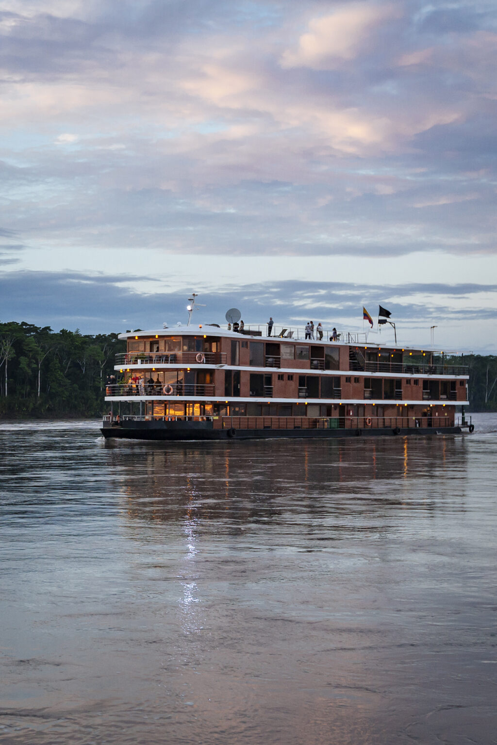 Anakonda Amazon River Cruise