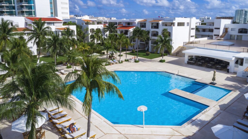 MEX_CaribbeanCoastRivieraMayaAndHolbox_BeachscapeKinHaVillasAndSuites (3)