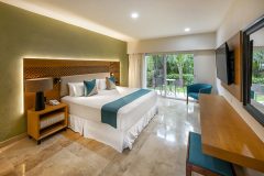 Mexico_Riviera Maya_Viva Wyndham Azteca room aqua