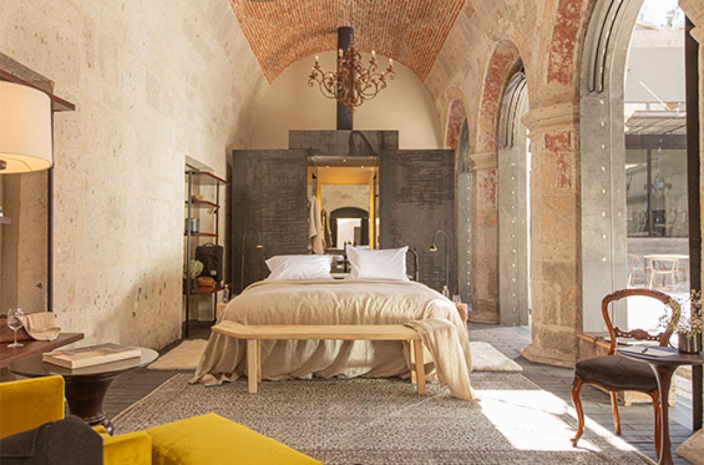 AREQUIPA HOTEL BEDROOM