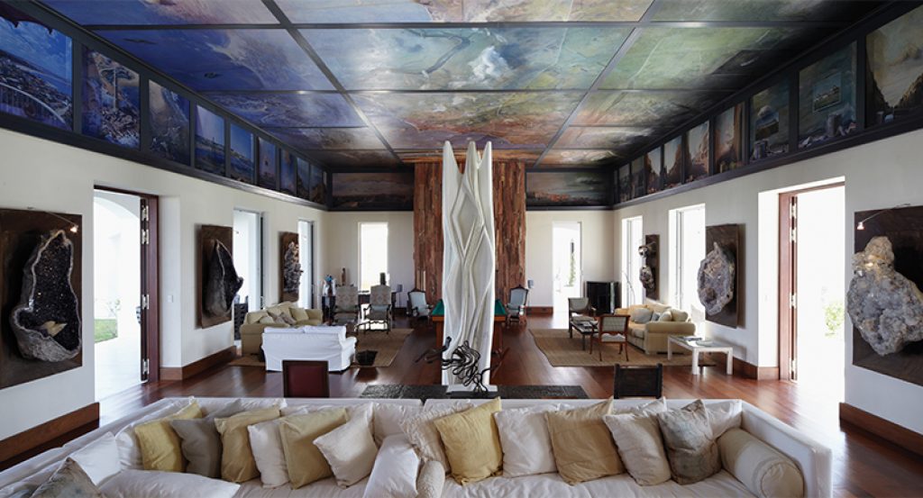 Hotel lounge