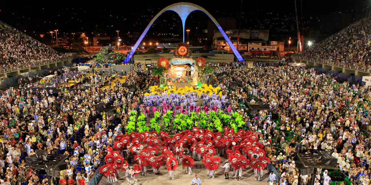 DANCER AT CARNIVAL, BRAZIL
