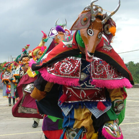 LatAm_LodgeBigFalls_QuirkyFestivals_Free