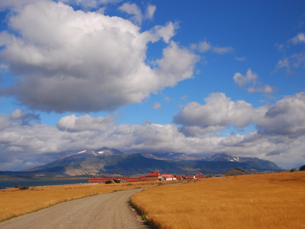 CHI_PuertoNatales_CanWeVisitKirkeNarrows_MN_free