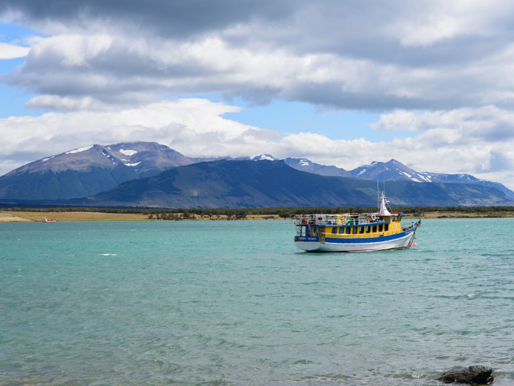 CHI_PuertoNatales_shutterstock132995615_free