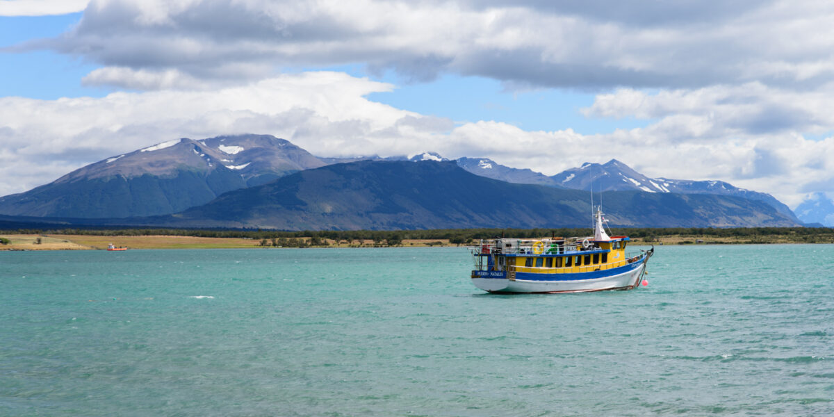 CHI_PuertoNatales_shutterstock132995615_free