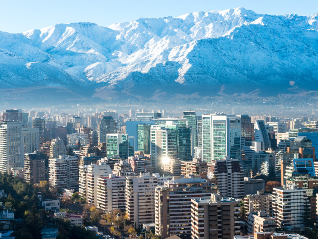 CHI_Santiago_shutterstock198592412_free