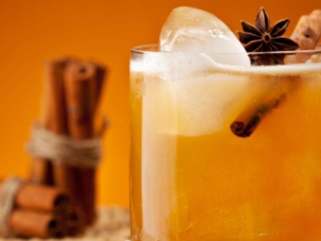 ECU_Canalazo_Spiced Rum Drink_Free_shutterstock_175302857