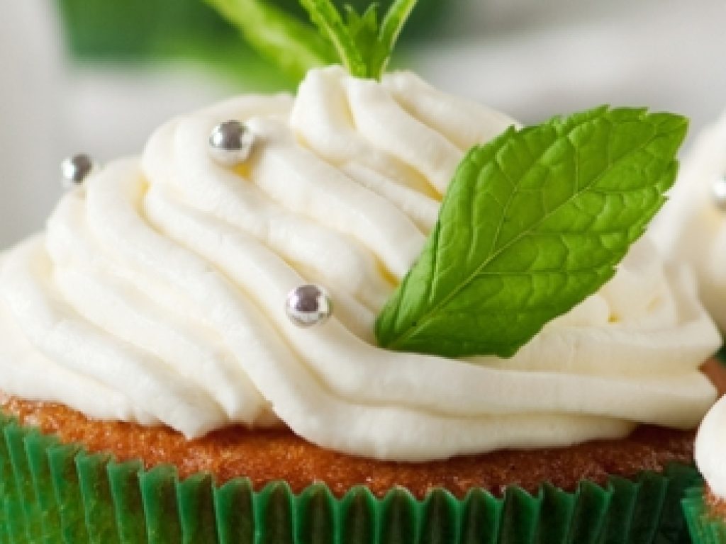 MEX_MojitoCupcakes_Free_Shutterstock_165698468