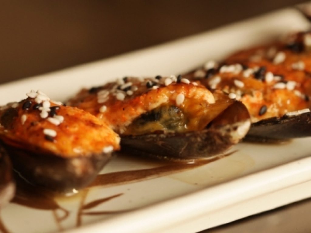 PER_Mussels with Peruvian Topping_Free_shutterstock_185179241