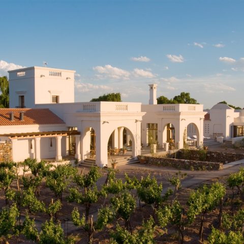 arghtl41-cavas-wine-lodge-free