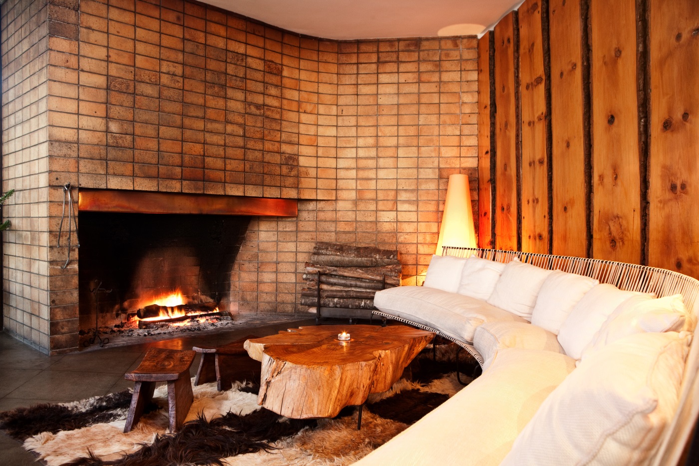 Chile_Pucon_Hotel_Antumalal_interior-1