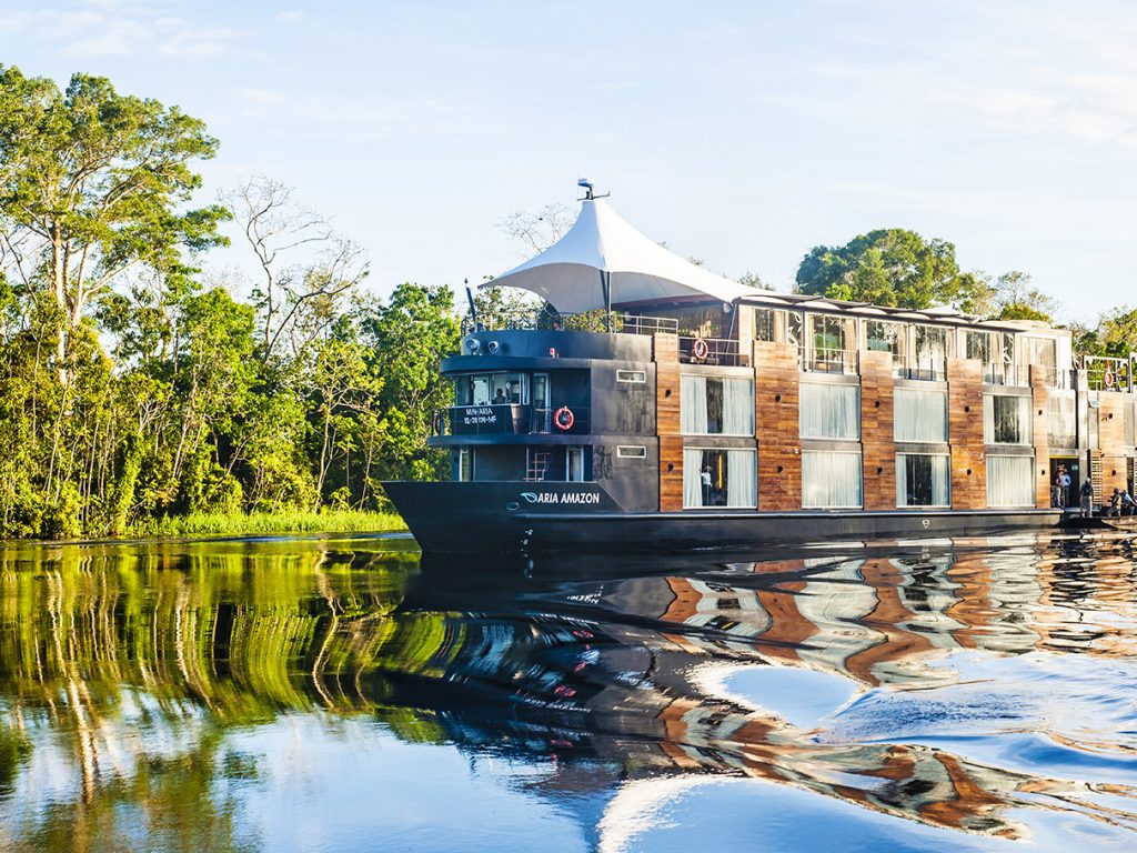 PERHTL61_Amazon_Aria_AquaExpeditions_freewithcredit (10)