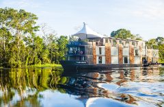 PERHTL61_Amazon_Aria_AquaExpeditions_freewithcredit (10)