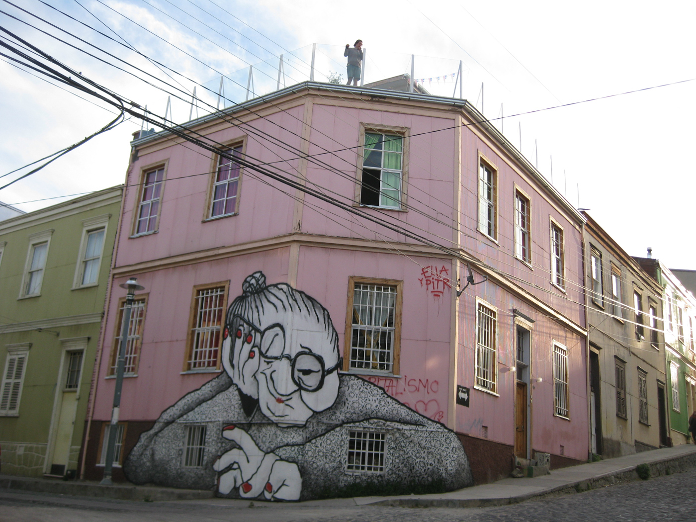 Chi_Valparaiso street art_jmf_free (10)
