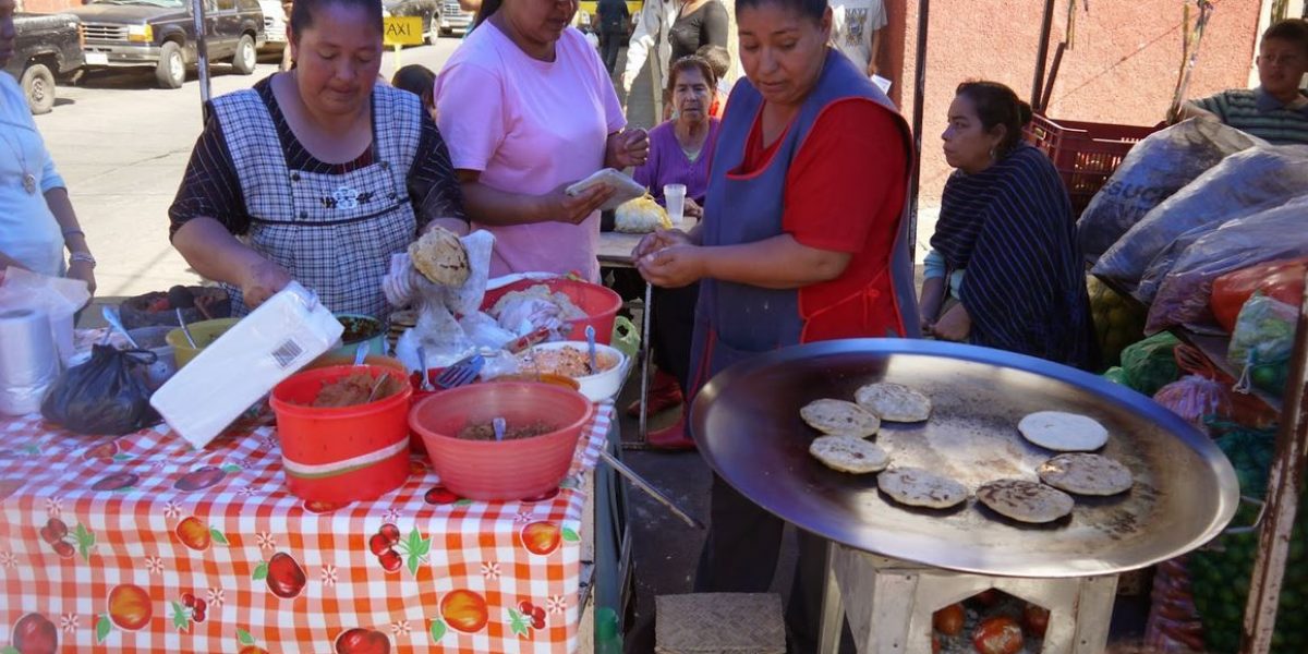 MEX_Mexican Market Quiroga Adrian Yekkes_Free with Credit