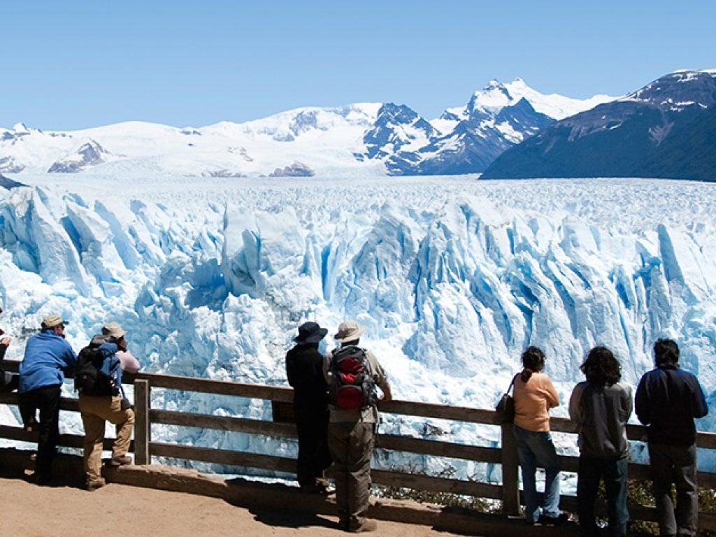 ARG_ElCalafateLosGlaciaresNationalPark_ShutterStock_banner