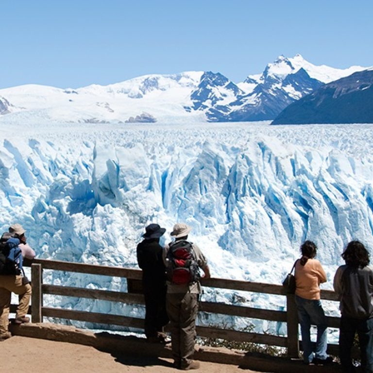 ARG_ElCalafateLosGlaciaresNationalPark_ShutterStock_banner