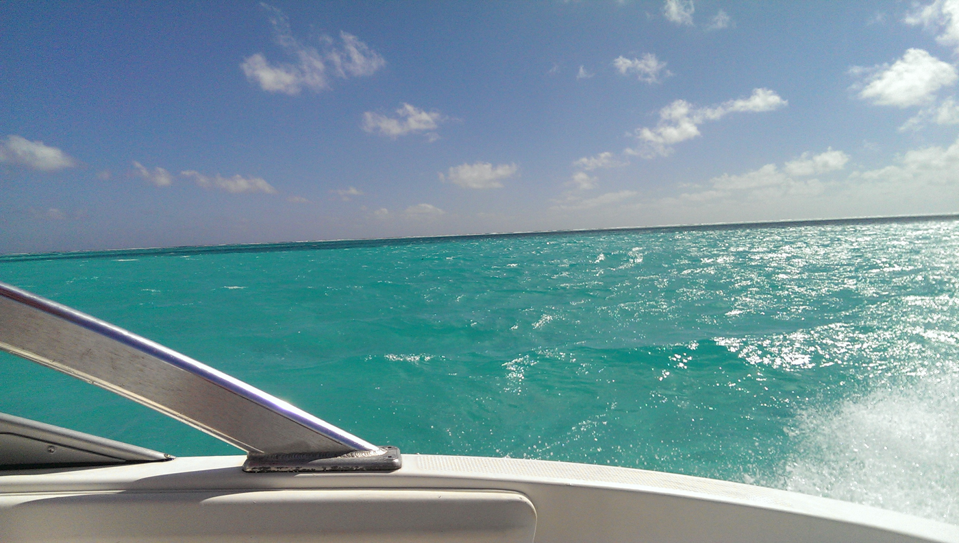 BEL_Ambergris Caye_Boat_JS