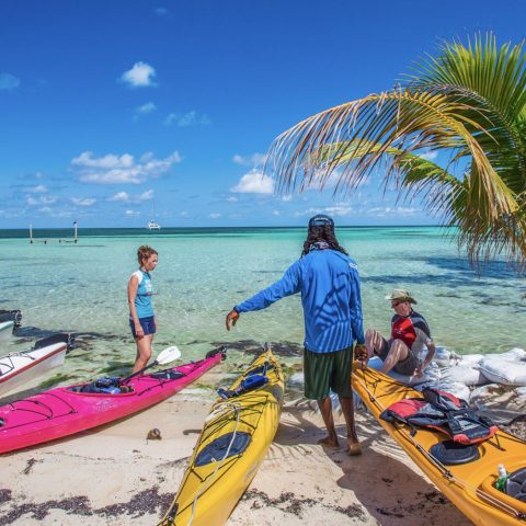 BEL_GloversReef_HopkinsHotel_IslandExpeditions_freewithcredit