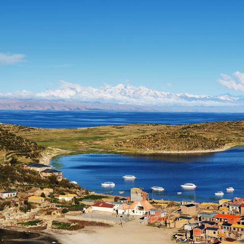 BOL_Isla_del_Sol_shutterstock_90273223_freewithcredit(2)