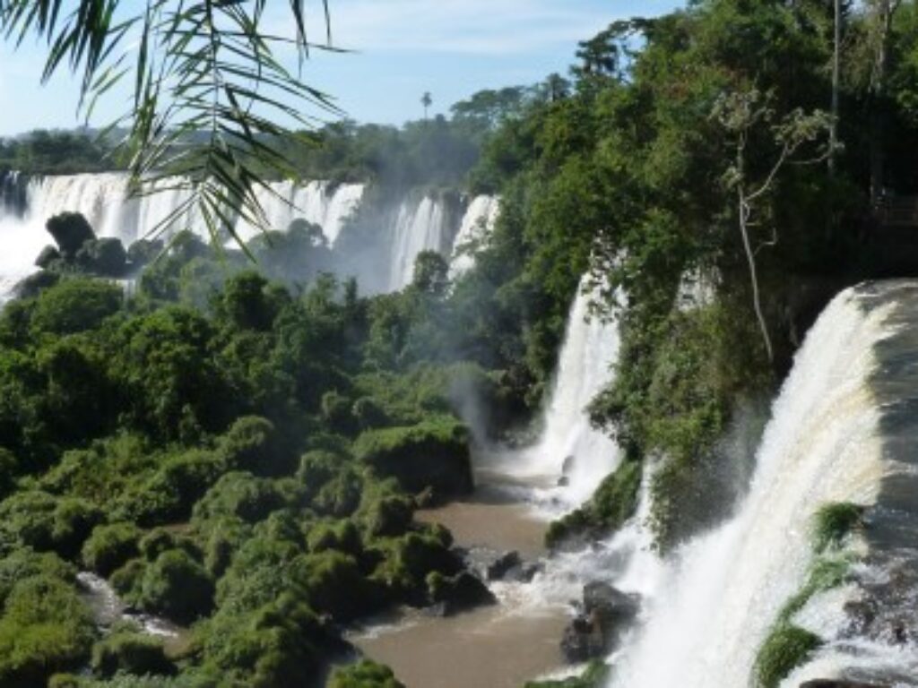 BRA_IguassuFalls_DN_free