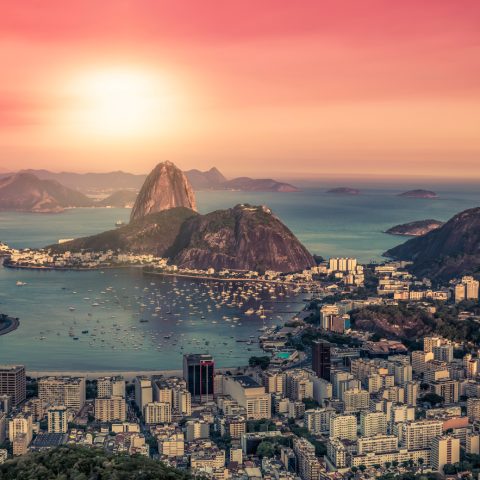 BRA_RioDeJaneiro_iStock39883566_freewithcredit