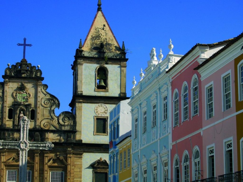 ssa-brava001-brz-salvador-free-istock-000001033422