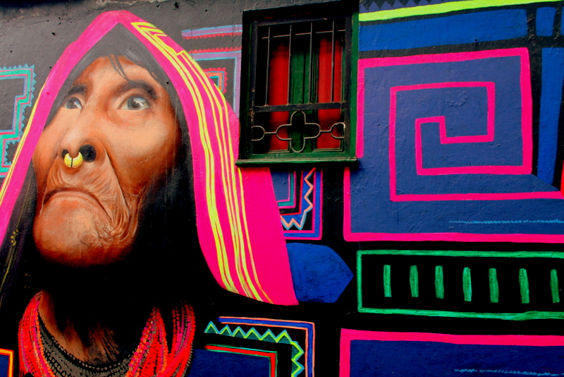 COL_BogotaStreetArt_FionaR_free