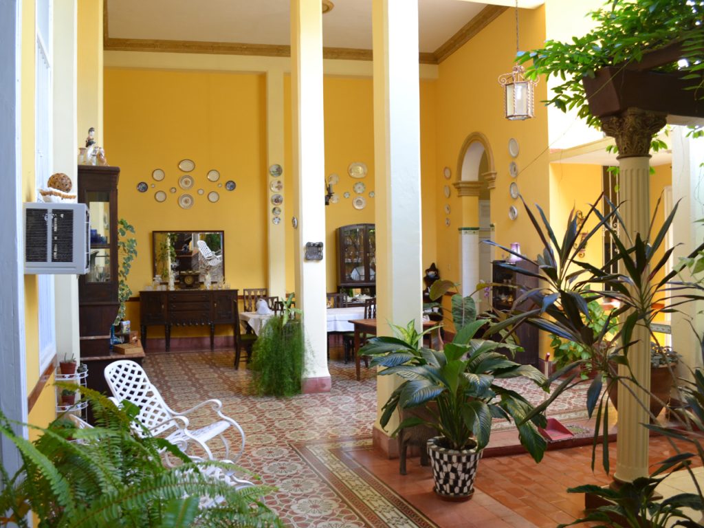 CUB_AutenticaPergolaHomestay_StaClara_EW_free