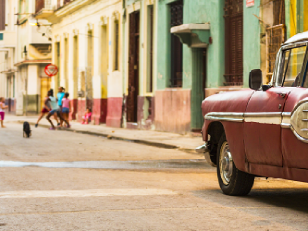 CUB_Havana_car_GettyImages_freewithcredit_crop