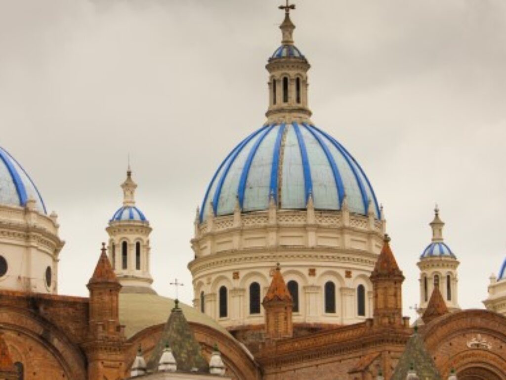 ECU_Cuenca_shutterstock_151223558_free