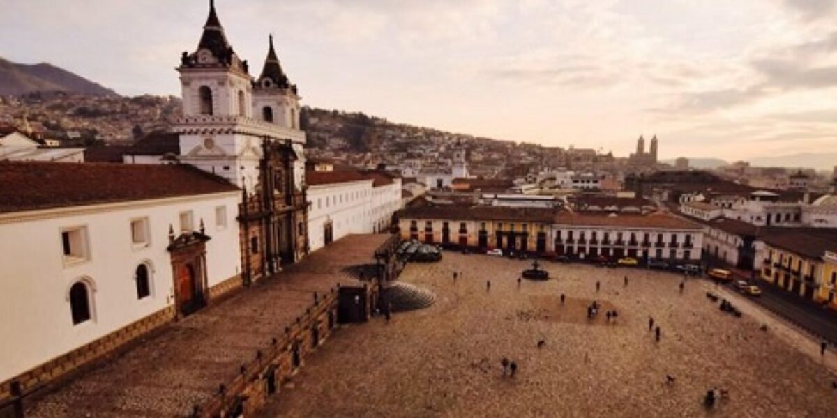 ECU_Quito_TP_freewithcredit