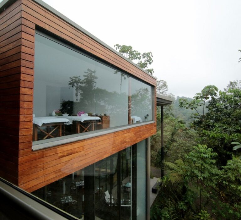 Ecuador_Mindocloudforest_MashpiLodge-3