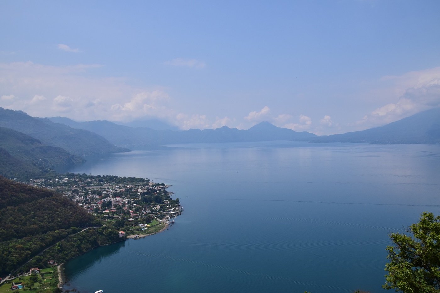 GUA_LakeAtitlan_MN_free