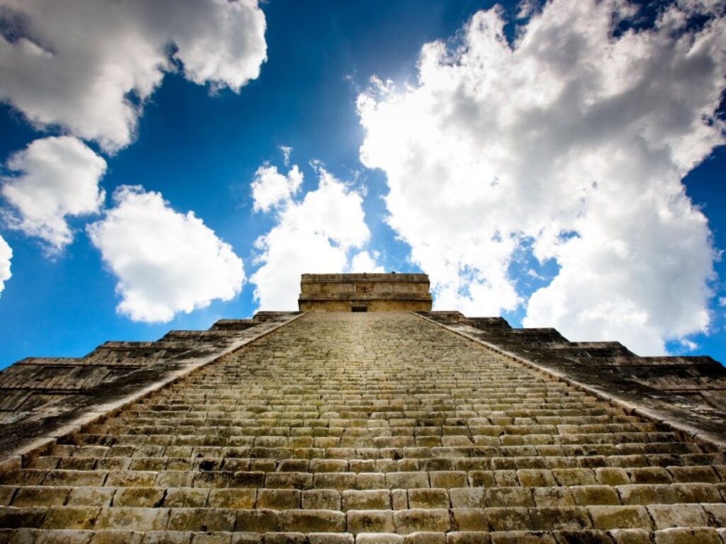 cza-mexfa001-mex-chichenitza-free-xavierarnau