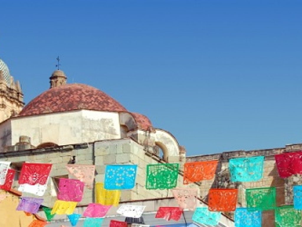 MEX_Oaxaca_DontFillYourSuitcase_iStock_00000899828