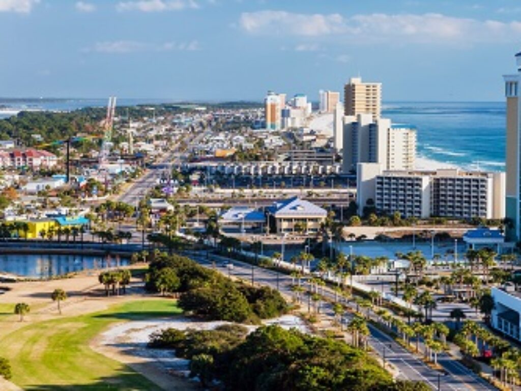PAN_PanamaCity_PanamaBeachView_shutterstock_235011739_freewithcredit