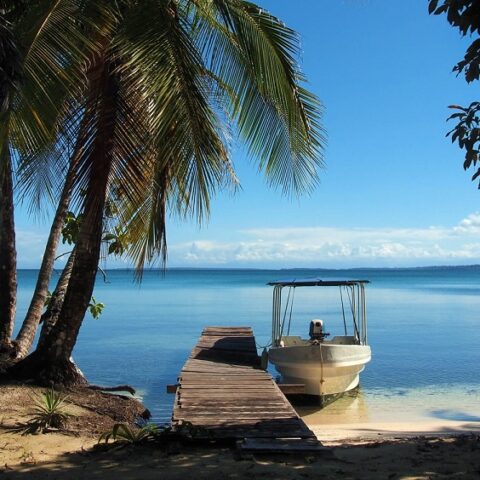 Panama_BocasdelToroCaribbean_BocasdelToro_ShutterStock-3