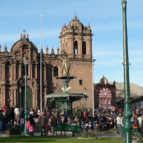 PER_Cusco_ClassWithAView_HB_free