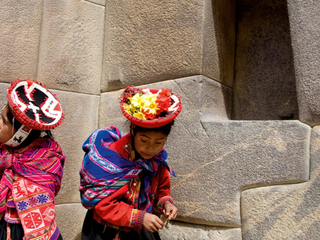 Peruvian girls in Sacred Valley