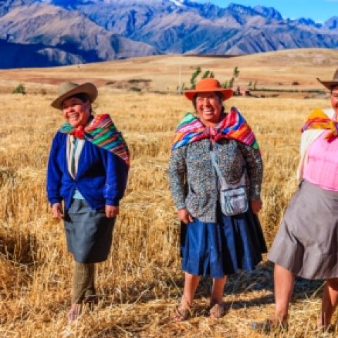 PER_SacredValley_iStock_000028904500Small_freewithcredit_641x290pixels