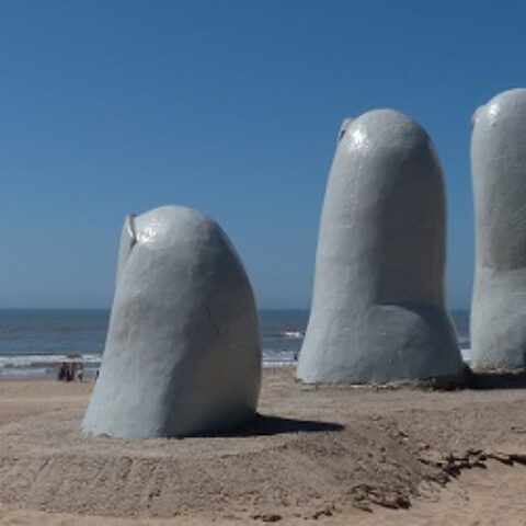 URU_UruguayABeginnersGuide_DN_Free