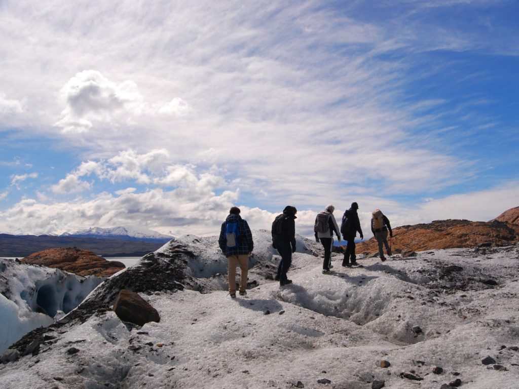 arg17-icetrekkingglacier-free-mn