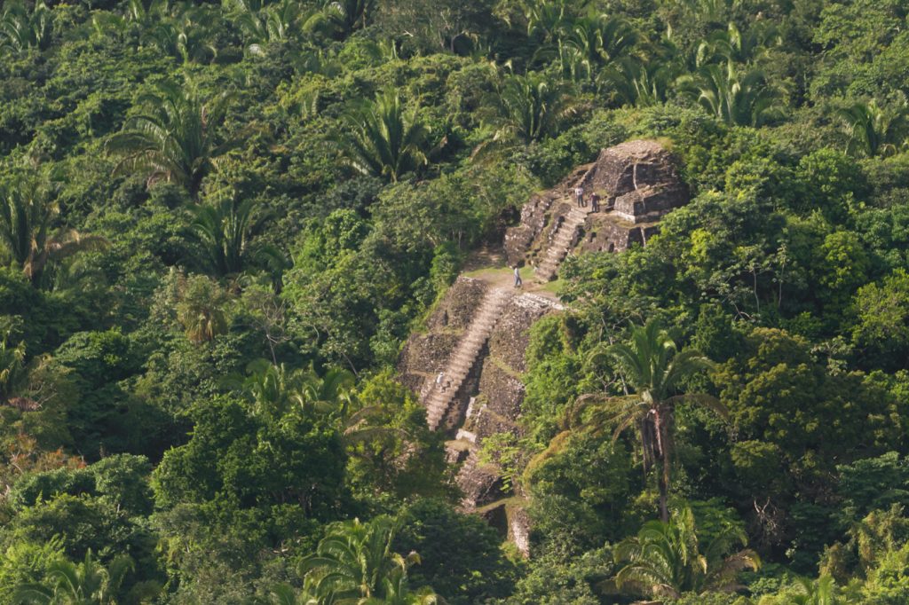 BZE_Lamanai Ruins shutterstock_168177671